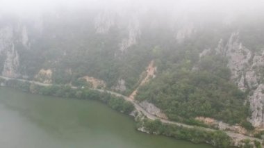 Danube Gorge yaz havadan görünümü, Romanya