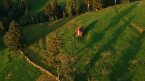 Luftaufnahme Über Dem Dorf Sadova Bukowina — Stockvideo