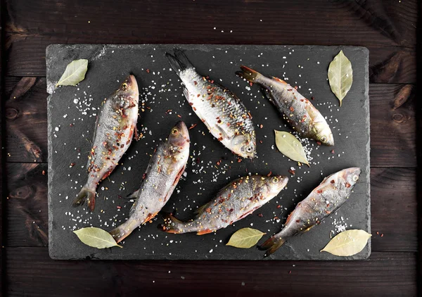 Scraped River Fish Crucian Perch Spices Salt Black Graphite Board — Stock Photo, Image