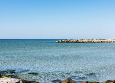 Karadeniz görünümünü bir yaz gününde, Ukrayna, demir köyü bağlantı noktası