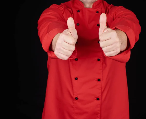 Cozinhar Uniforme Vermelho Esticado Seus Braços Para Frente Mostra Gesto — Fotografia de Stock