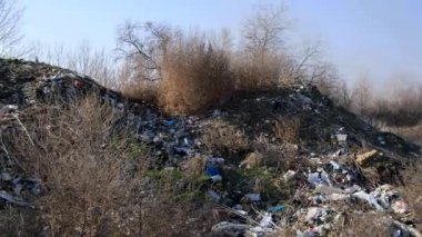 büyük doğa doğal, çevre kirliliği, Ukrayna kavramı ortasında çöp yığını
