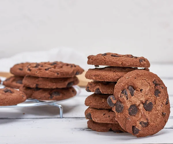 Stack of round chocolate cookies — Stock Photo, Image