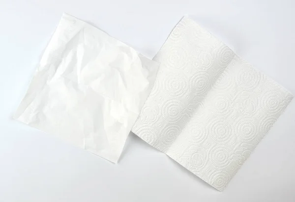 Serviette en papier blanc pour le visage et le corps — Photo