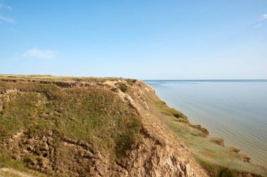 Stanislav Belozersky köyünün dışındaki Stanislavsky Peyzaj Reserve 'deki nehir manzarası. Yaz günü