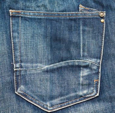 Kot pantolonun arka cebi, tam çerçeve, kapat