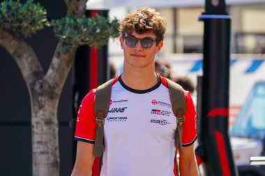  Oliver Bearman (GBR) - 6-9 Eylül 2025 tarihleri arasında İtalya 'nın Lombardy kentindeki Monza Pisti' nde düzenlenen Formula 1 Pirelli Gran Premio dItalia 2025 sırasında Haas F1 Takımı. 2025 FIA Formula 1 Dünya Şampiyonasının 16. raundu. 