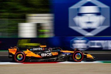  Oscar Piastri (AUS) - McLaren Formula 1 Takımı - McLaren MCL39 - Mercedes Formula 1 Pirelli Gran Premio dItalia 2025 Monza Pisti, Lombardy, İtalya, 6-9 Eylül 2025 tarihleri arasında. 2025 FIA Formula 1 Dünya Şampiyonasının 16. raundu.