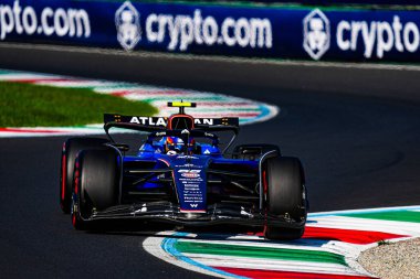  Carlos Sainz Jr. (ESP) - Williams Racing - Williams FW47 - Mercedes Formula 1 Pirelli Gran Premio dItalia 2025 Monza Pisti, Lombardy, İtalya, 6-9 Eylül 2025 tarihleri arasında. 2025 FIA Formula 1 Dünya Şampiyonasının 16. raundu.