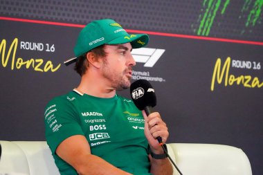  Fernando Alonso (ESP) - Aston Martin Aramco F1 Takımı - Aston Martin AMR25 - Mercedes Formula 1 Pirelli Gran Premio dItalia 2025 Monza Pisti, Lombardy, İtalya, 6-9 Eylül 2025 tarihleri arasında.