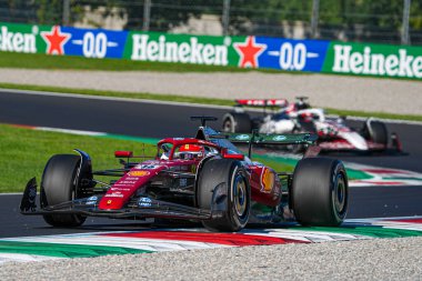  Charles Leclerc (MON) - Scuderia Ferrari - Ferrari SF-25 - Ferrari Formula 1 Pirelli Gran Premio dItalia 2025 tarihinde 6-9 Eylül 2025 tarihleri arasında İtalya 'nın Monza Pisti' nde gerçekleşti. 2025 FIA Formula 1 Dünya Şampiyonasının 16. raundu. 