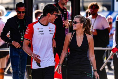  Oliver Bearman (GBR) - 6-9 Eylül 2025 tarihleri arasında İtalya 'nın Lombardy kentindeki Monza Pisti' nde düzenlenen Formula 1 Pirelli Gran Premio dItalia 2025 sırasında Haas F1 Takımı. 2025 FIA Formula 1 Dünya Şampiyonasının 16. raundu.