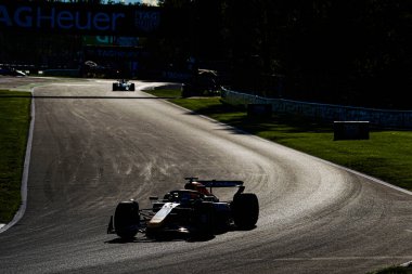  Max Verstappen (NED) - Oracle Red Bull Racing - Red Bull RB21 - Honda RBPT Formula 1 Pirelli Gran Premio dItalia 2025 Monza Circuit, Lombardy, İtalya, 6-9 Eylül 2025 tarihleri arasında. 2025 FIA Formula 1 Dünya Şampiyonasının 16. raundu.