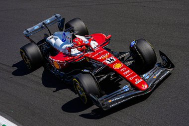  Charles Leclerc (MON) - Scuderia Ferrari - Ferrari SF-25 - Ferrari Formula 1 Pirelli Gran Premio dItalia 2025 tarihinde 6-9 Eylül 2025 tarihleri arasında İtalya 'nın Monza Pisti' nde gerçekleşti. 2025 FIA Formula 1 Dünya Şampiyonasının 16. raundu.