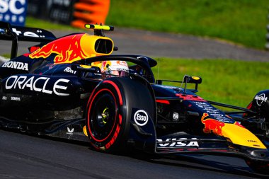  Yuki Tsunoda (JPN) - Oracle Red Bull Racing - Red Bull RB21 - Honda RBPT Formula 1 sırasında Gran Premio dItalia 2025 Monza Circuit, Lombardy, İtalya, 6-9 Eylül 2025 tarihleri arasında. 2025 FIA Formula 1 Dünya Şampiyonasının 16. raundu.