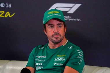  Fernando Alonso (ESP) - Aston Martin Aramco F1 Takımı - Aston Martin AMR25 - Mercedes Formula 1 Pirelli Gran Premio dItalia 2025 Monza Pisti, Lombardy, İtalya, 6-9 Eylül 2025 tarihleri arasında. 