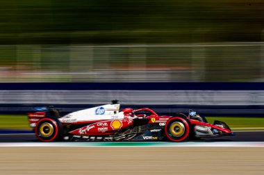  Charles Leclerc (MON) - Scuderia Ferrari - Ferrari SF-25 - Ferrari Formula 1 Pirelli Gran Premio dItalia 2025 tarihinde 6-9 Eylül 2025 tarihleri arasında İtalya 'nın Monza Pisti' nde gerçekleşti. 2025 FIA Formula 1 Dünya Şampiyonasının 16. raundu.