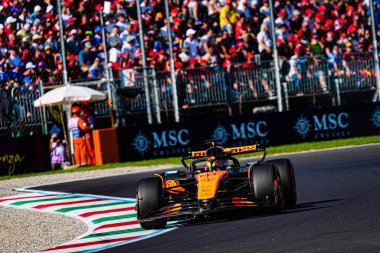  Oscar Piastri (AUS) - McLaren Formula 1 Takımı - McLaren MCL39 - Mercedes Formula 1 Pirelli Gran Premio dItalia 2025 Monza Pisti, Lombardy, İtalya, 6-9 Eylül 2025 tarihleri arasında. 2025 FIA Formula 1 Dünya Şampiyonasının 16. raundu.