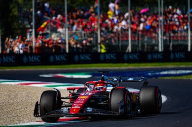  Charles Leclerc (MON) - Scuderia Ferrari - Ferrari SF-25 - Ferrari Formula 1 Pirelli Gran Premio dItalia 2025 tarihinde 6-9 Eylül 2025 tarihleri arasında İtalya 'nın Monza Pisti' nde gerçekleşti. 2025 FIA Formula 1 Dünya Şampiyonasının 16. raundu.