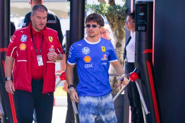  Charles Leclerc (MON) - Scuderia Ferrari - Ferrari SF-25 - Ferrari Formula 1 Pirelli Gran Premio dItalia 2025 tarihinde 6-9 Eylül 2025 tarihleri arasında İtalya 'nın Monza Pisti' nde gerçekleşti. 2025 FIA Formula 1 Dünya Şampiyonasının 16. raundu.