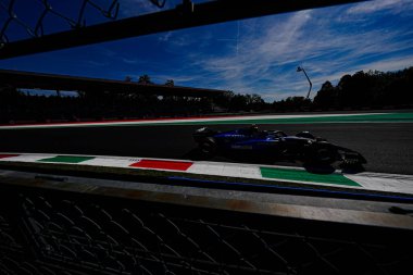  Carlos Sainz Jr. (ESP) - Williams Racing - Williams FW47 - Mercedes Formula 1 Pirelli Gran Premio dItalia 2025 Monza Pisti, Lombardy, İtalya, 6-9 Eylül 2025 tarihleri arasında. 2025 FIA Formula 1 Dünya Şampiyonasının 16. raundu.