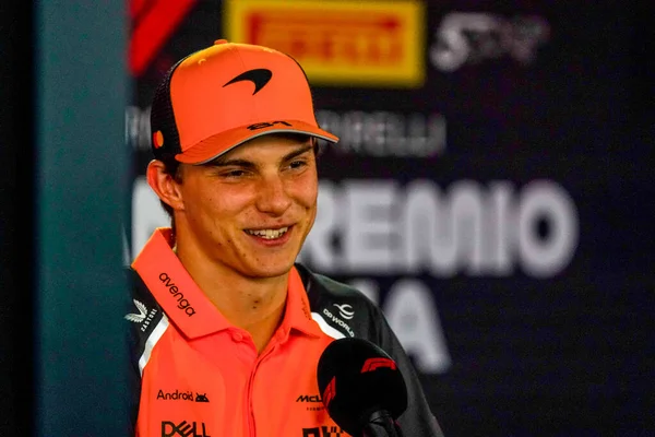  Oscar Piastri (AUS) - McLaren Formula 1 Takımı - McLaren MCL39 - Mercedes Formula 1 Pirelli Gran Premio dItalia 2025 Monza Pisti, Lombardy, İtalya, 6-9 Eylül 2025 tarihleri arasında. 2025 FIA Formula 1 Dünya Şampiyonasının 16. raundu.