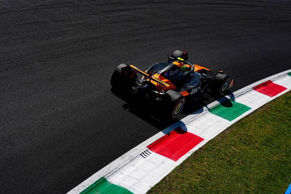  Lando Norris (GBR) - McLaren Formula 1 Takımı - McLaren MCL39 - Mercedes Formula 1 Pirelli Gran Premio dItalia 2025 Monza Pisti, Lombardy, İtalya, 6-9 Eylül 2025 tarihleri arasında. 2025 FIA Formula 1 Dünya Şampiyonasının 16. raundu.