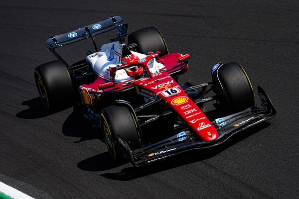  Charles Leclerc (MON) - Scuderia Ferrari - Ferrari SF-25 - Ferrari Formula 1 Pirelli Gran Premio dItalia 2025 tarihinde 6-9 Eylül 2025 tarihleri arasında İtalya 'nın Monza Pisti' nde gerçekleşti. 2025 FIA Formula 1 Dünya Şampiyonasının 16. raundu.