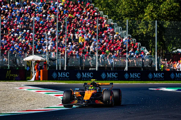  Lando Norris (GBR) - McLaren Formula 1 Takımı - McLaren MCL39 - Mercedes Formula 1 Pirelli Gran Premio dItalia 2025 Monza Pisti, Lombardy, İtalya, 6-9 Eylül 2025 tarihleri arasında. 2025 FIA Formula 1 Dünya Şampiyonasının 16. raundu.