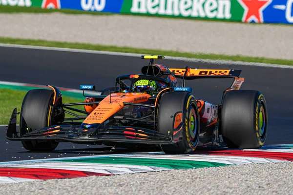  Lando Norris (GBR) - McLaren Formula 1 Takımı - McLaren MCL39 - Mercedes Formula 1 Pirelli Gran Premio dItalia 2025 Monza Pisti, Lombardy, İtalya, 6-9 Eylül 2025 tarihleri arasında. 2025 FIA Formula 1 Dünya Şampiyonasının 16. raundu.