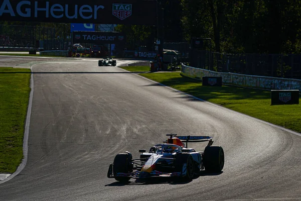  Max Verstappen (NED) - Oracle Red Bull Racing - Red Bull RB21 - Honda RBPT Formula 1 Pirelli Gran Premio dItalia 2025 Monza Circuit, Lombardy, İtalya, 6-9 Eylül 2025 tarihleri arasında. 2025 FIA Formula 1 Dünya Şampiyonasının 16. raundu.