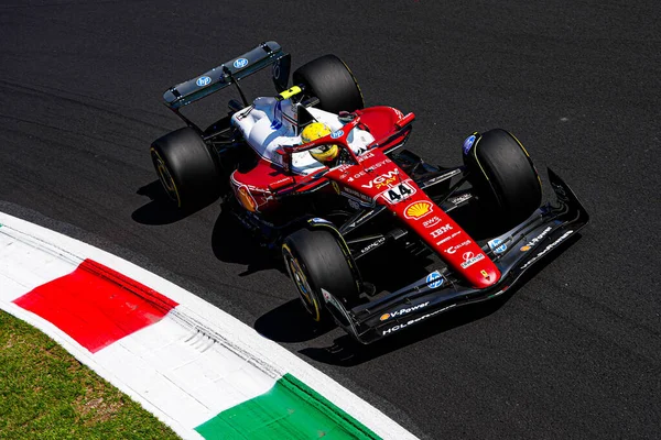  Lewis Hamilton (GBR) - Scuderia Ferrari - Ferrari SF-25 - Ferrari Formula 1 Pirelli Gran Premio dItalia 2025 Monza Circuit, Lombardy, İtalya, 6-9 Eylül 2025 tarihleri arasında. 2025 FIA Formula 1 Dünya Şampiyonasının 16. raundu.