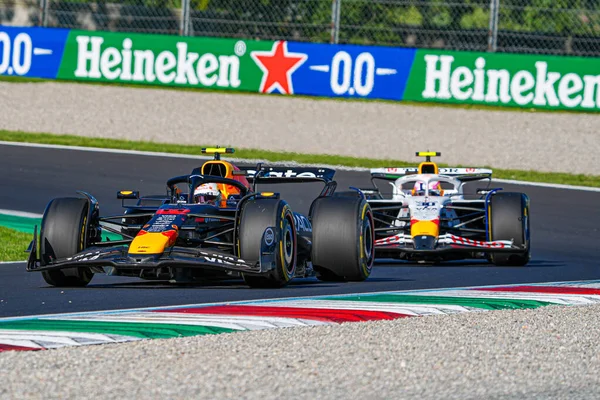  Yuki Tsunoda (JPN) - Oracle Red Bull Racing - Red Bull RB21 - Honda RBPT Formula 1 sırasında Gran Premio dItalia 2025 Monza Circuit, Lombardy, İtalya, 6-9 Eylül 2025 tarihleri arasında. 2025 FIA Formula 1 Dünya Şampiyonasının 16. raundu.