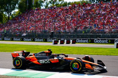  Oscar Piastri (AUS) - McLaren Formula 1 Takımı - McLaren MCL39 - Mercedes Formula 1 Pirelli Gran Premio dItalia 2025 Monza Pisti, Lombardy, İtalya, 6-9 Eylül 2025 tarihleri arasında. 2025 FIA Formula 1 Dünya Şampiyonasının 16. raundu.
