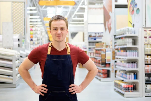 Säljare Bygg Super Store — Stockfoto