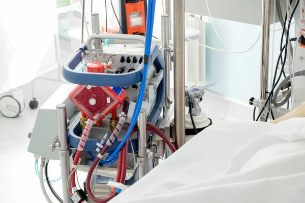 Macchina Ecmo Funzionante Nel Reparto Terapia Intensiva — Foto Stock