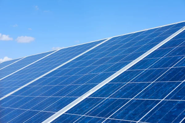 Pannelli Solari Sfondo Cielo Blu Tipi Alternativi Energia Concetto Energia — Foto Stock