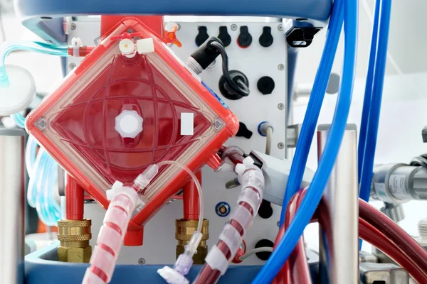 Ecmo Makine Yoğun Bakım Bölümünde Closeup Oxygenator Çalışan — Stok fotoğraf