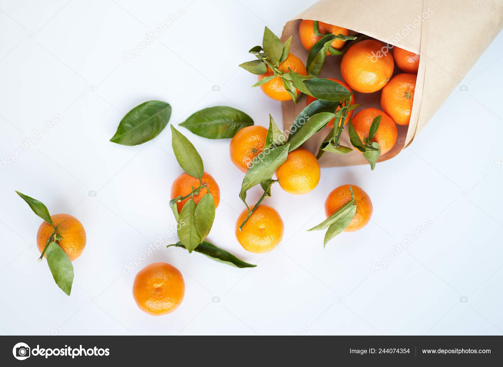 Orange Fresh Tangerines Green Leaves Paper Bag Lie White Background Stock  Photo by ©kirirurisu.gmail.com 244074354