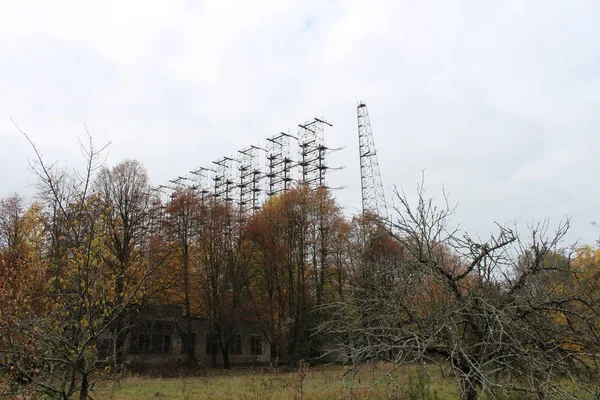 Radziecka stacja radarowa Horizont Duga w strefie wykluczenia w Czarnobylu, Ukraina — Zdjęcie stockowe