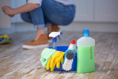 Temizleme kavramı malzemeleri ile. bahar temizliği