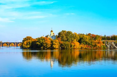 Beautiful autumn sunset on the River Dnieper, Christian Church in the Monastic island,  Dnepr City, Ukraine (Dnipro, Dnepropetrovsk, Dnipropetrovsk) autumn wallpaper