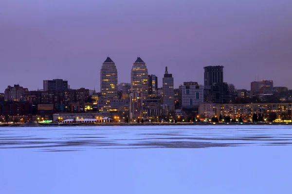 Bela Vista Inverno Cidade Dnepr Noite Gelo Rio Dnieper Congelado — Fotografia de Stock