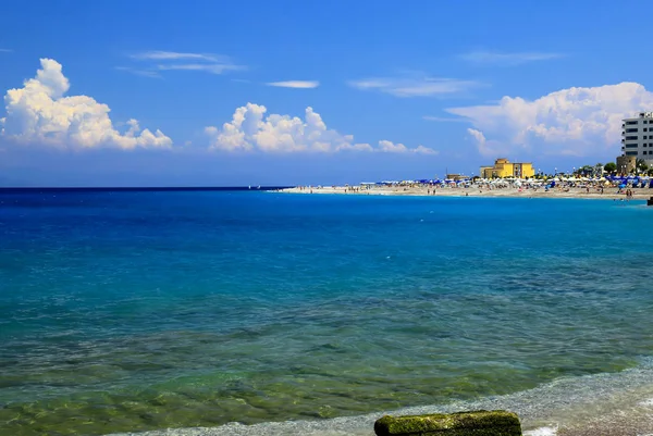 Fondo Marino Pittoresca Spiaggia Estiva Ciottoli Bellissimo Mare Turchese Hodes — Foto Stock