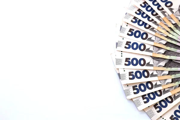 Ukrayna Hryvnia Beyaz Arka Planda 500 Hryvniadan Oluşan Yeni Banknotlar — Stok fotoğraf