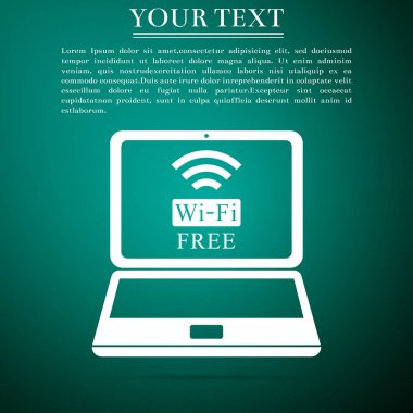 Dizüstü bilgisayar ve ücretsiz wi-fi kablosuz bağlantı simgesi üzerinde yeşil arka plan izole. Kablosuz teknoloji, kablosuz internet bağlantısı, kablosuz ağ, hotspot kavramları. Düz tasarım. Vektör çizim