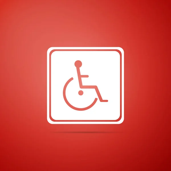 빨간색 배경에 고립 된 장애인된 핸디캡 아이콘입니다. 휠체어 핸디캡 기호입니다. 평면 디자인입니다. 벡터 일러스트 레이 션 — 스톡 벡터