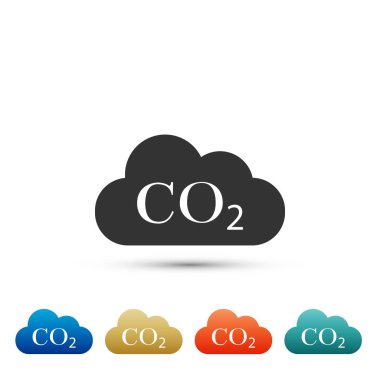CO2 emisyonu bulut simgesi beyaz arka plan üzerinde izole. Karbon dioksit formül sembolü, duman kirliliği kavramı, çevre kavramı. Renkli simgeler kümesi öğeleri. Düz tasarım. Vektör çizim