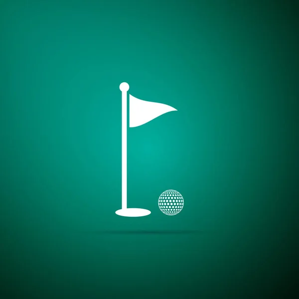 Golfbal en gat met vlagpictogram geïsoleerd op groene achtergrond. Golfbaan. Bal- en flagstick in het gat. Sport concept. Platte ontwerp. Vectorillustratie — Stockvector