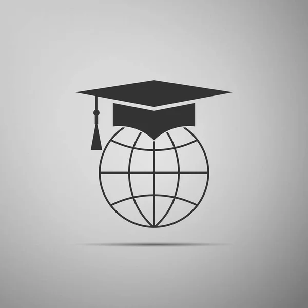 Capa de graduação no ícone do globo isolado no fundo cinza. Símbolo da educação mundial. Aprendizagem online ou conceito de e-learning. Design plano. Ilustração vetorial —  Vetores de Stock